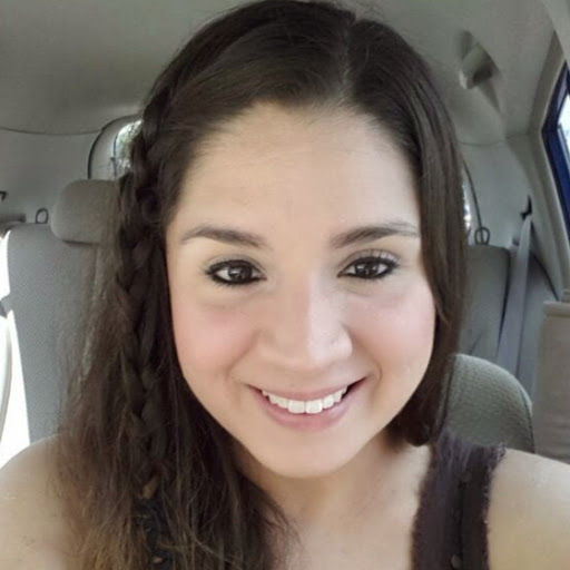 Cynthia Guzman Photo 29