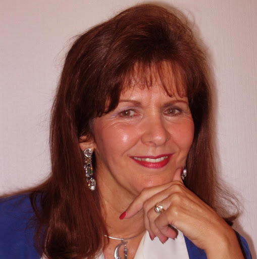 Deborah Lindemann Photo 5