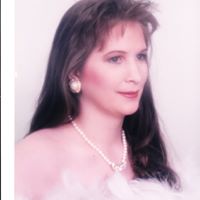Cynthia Locke Photo 31