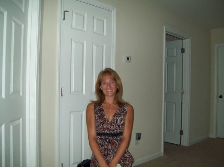 Carol Lyons Photo 9