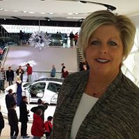 Angela Schick Photo 2