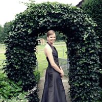 Sarah Willing Photo 11