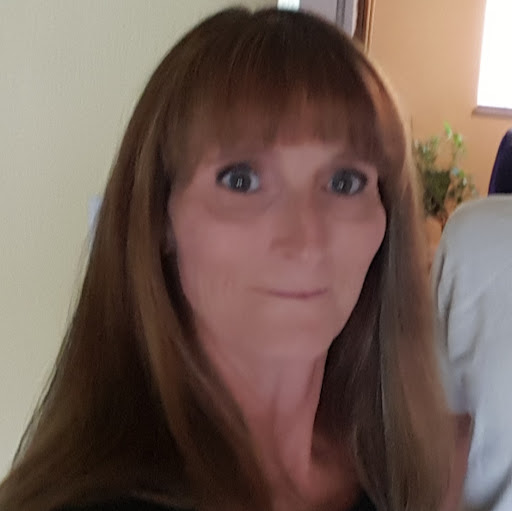 Tracey Edwards Photo 25