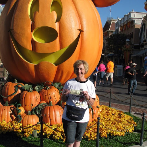 Lisa Hinson Photo 28