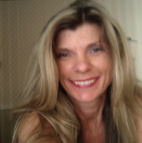 Amy Britt Photo 9