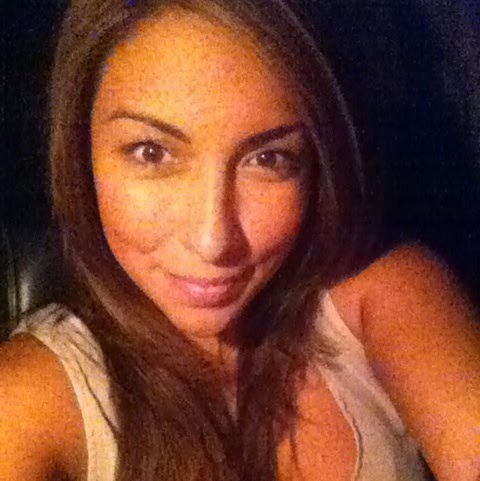 Jennifer Martinez Photo 25