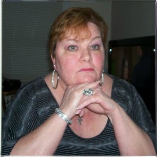 Theresa Hart Photo 12