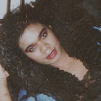 Penny Thomas Photo 14