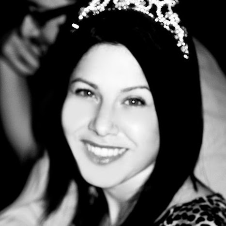 Heather Rich Photo 18