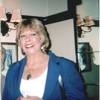 Linda Castell Photo 15