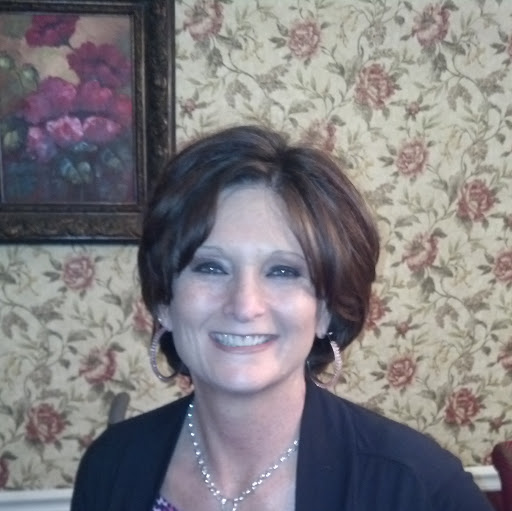 Julie Summers Photo 24