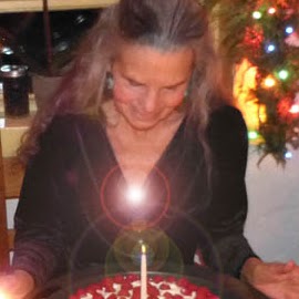 Cynthia West Photo 36