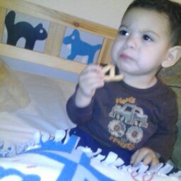Omar Castro Photo 16