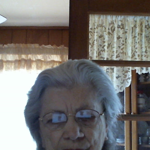 Lorraine Williams Photo 29