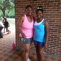 Jennifer Broyles Photo 15