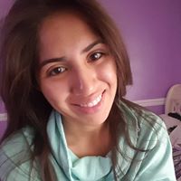 Adriana Diaz Photo 19