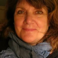 Theresa Devine Photo 14