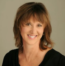 Jennifer Boren Photo 25