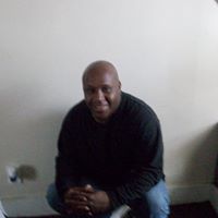 Robert Forbes Photo 13