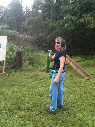 Renee Lutz Photo 7