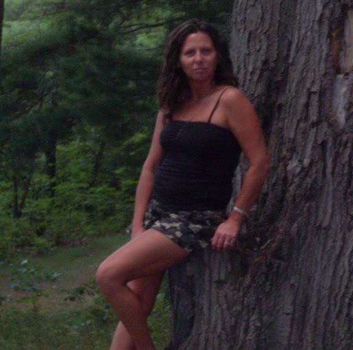 Debra Travis Photo 29