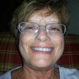 Lorraine Davis Photo 11