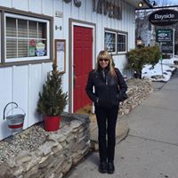 Bobbie Peterson Photo 19