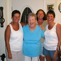 Paula Robertson Photo 26