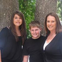 Holly Hays Photo 22
