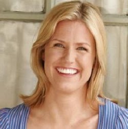 Amanda Schmitz Photo 29
