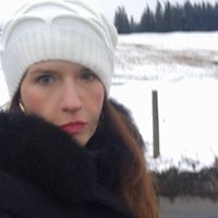 Rebekah Nichols Photo 16