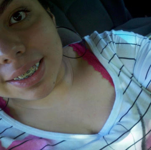 Elizabeth Jaimes Photo 35