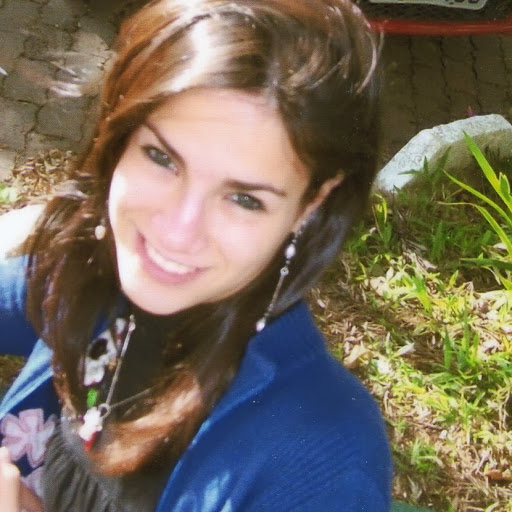 Diane Carvalho Photo 12