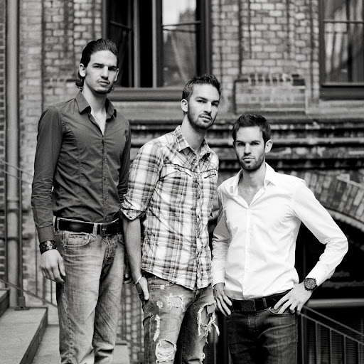 Christine Hartmann Photo 21