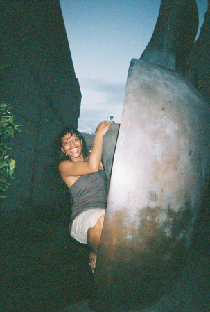 Carolyn James Photo 14