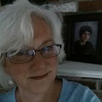 Elaine Dolan Photo 36