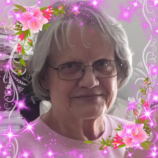 Joyce Winters Photo 33