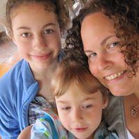 Jennifer Reichert Photo 17