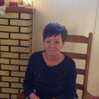 Linda Rowland Photo 25