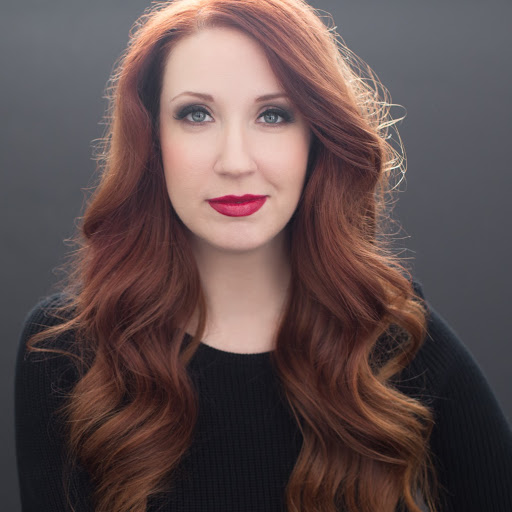 Jennifer Land Photo 13