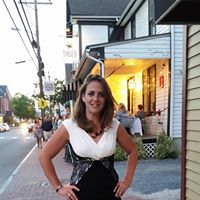 Holly Gilbert Photo 33