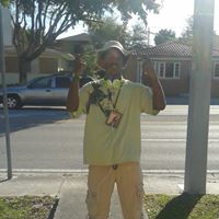 Dameon Robinson Photo 7