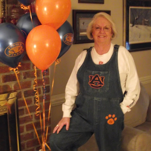 Elaine Fletcher Photo 26