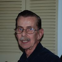 Robert Hubbard Photo 32