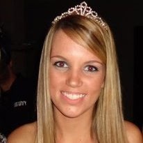 Kristen Peterson Photo 40