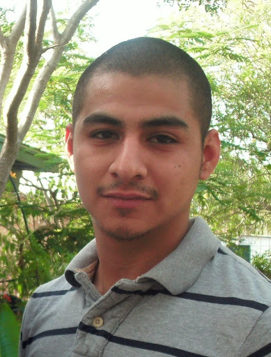 Isaac Moreno Photo 36