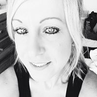 Helen Hooper Photo 35