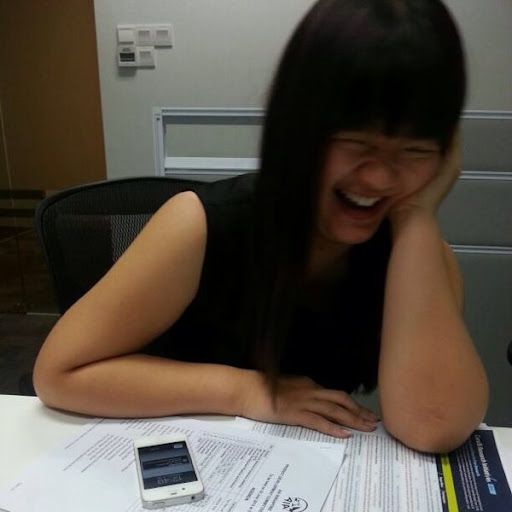 Angeline Tan Photo 23