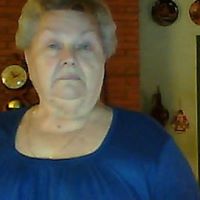 Helen Simms Photo 21