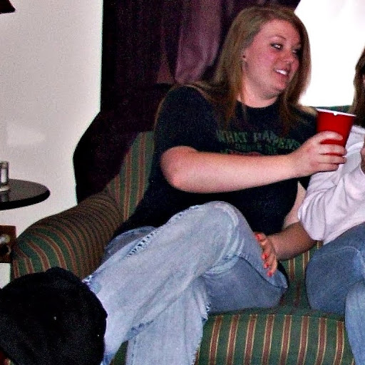 Jessica Cummins Photo 17